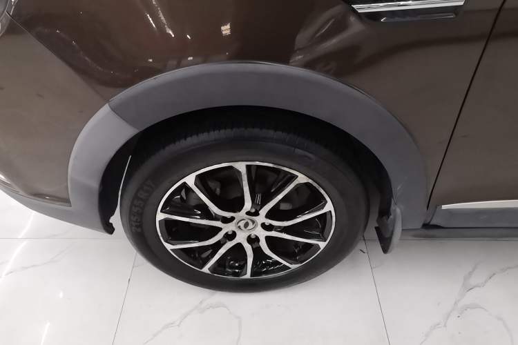 Used FORTHING SX6 2016 1.6L Manual Luxury Model Left Front Wheel Hub