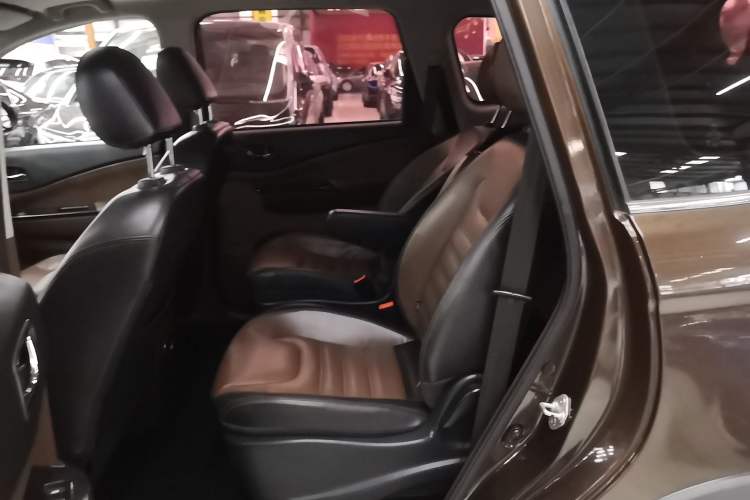 Used FORTHING SX6 2016 1.6L Manual Luxury Model Left Rear Seat