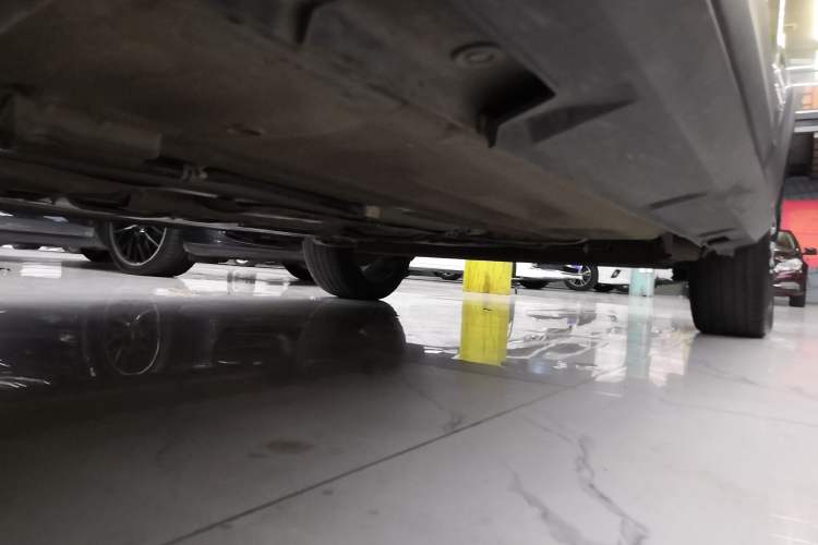 Used FORTHING SX6 2016 1.6L Manual Luxury Model Left Side Sill