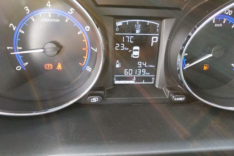 Used FORTHING SX6 2016 1.6L CVT Deluxe Model Odometer Close Up