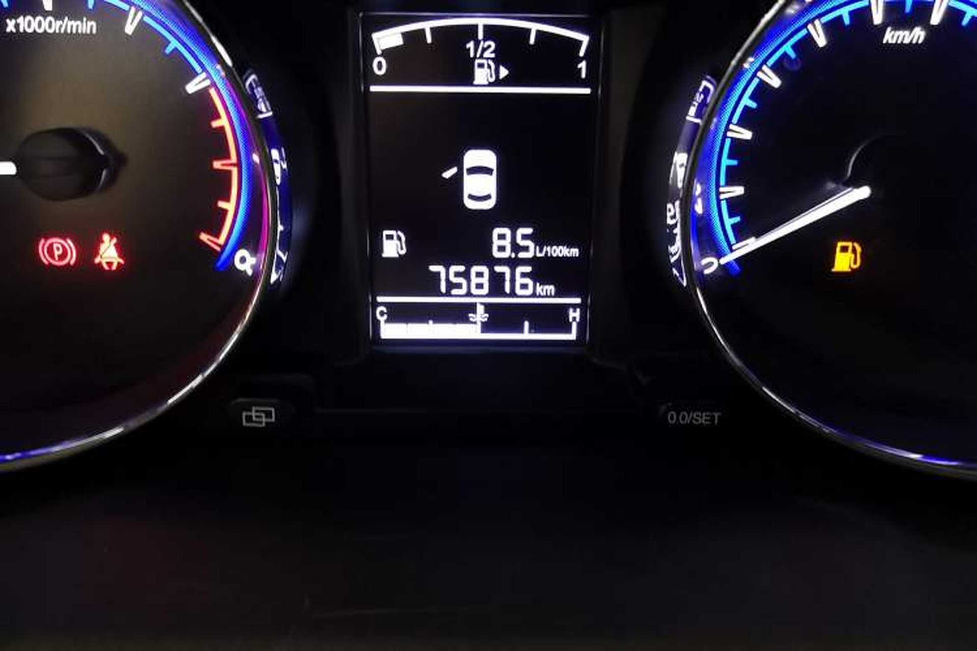 Used FORTHING SX6 2016 1.6L Manual Luxury Model Odometer Close Up