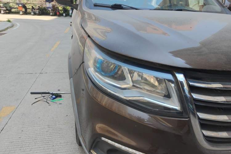 Used FORTHING SX6 2016 1.6L Manual Luxury Model Right Front Headlight