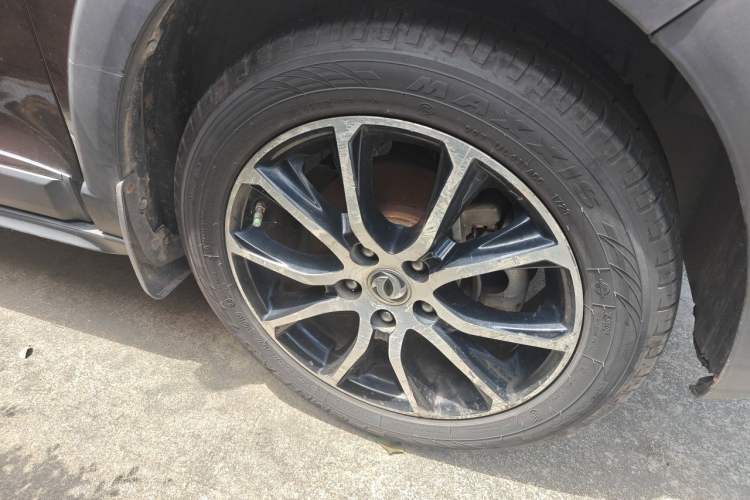 Used FORTHING SX6 2016 1.6L Manual Luxury Model Right Front Wheel Hub
