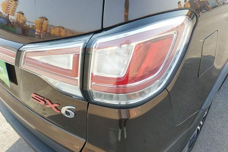 Used FORTHING SX6 2016 1.6L CVT Deluxe Model Right Rear Taillight
