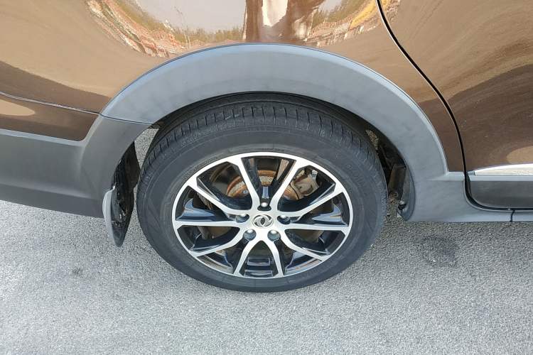 Used FORTHING SX6 2016 1.6L CVT Deluxe Model Right Rear Wheel Hub