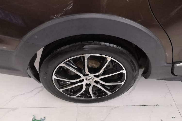 Used FORTHING SX6 2016 1.6L Manual Luxury Model Right Rear Wheel Hub