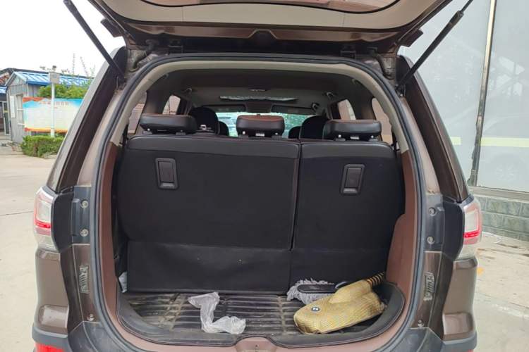 Used FORTHING SX6 2016 1.6L Manual Luxury Model Trunk