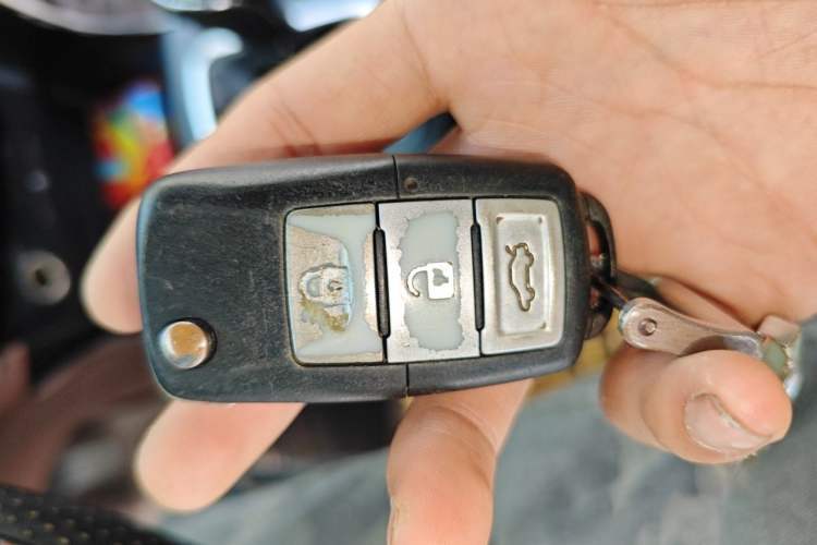 Used FORTHING SX6 2016 1.6L Manual Luxury Model Vehicle Key