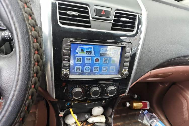 Used FORTHING SX6 2016 1.6L Manual Luxury Model Audio And AC Panel