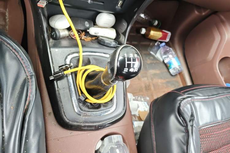 Used FORTHING SX6 2016 1.6L Manual Luxury Model Gear Lever