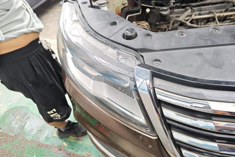 Used FORTHING SX6 2016 1.6L Manual Luxury Model Right Front Headlight