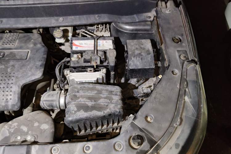 Used FORTHING SX6 2016 1.6L Manual Luxury Model Engine Bay Left