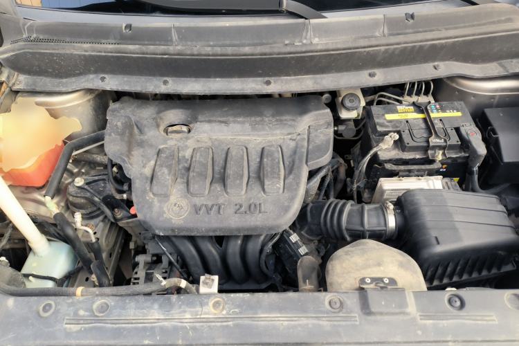 Used FORTHING SX6 2016 2.0L Manual Luxury Version Engine Bay