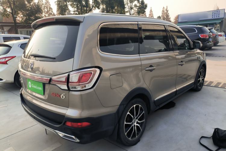 Used FORTHING SX6 2016 2.0L Manual Luxury Version Exterior 5