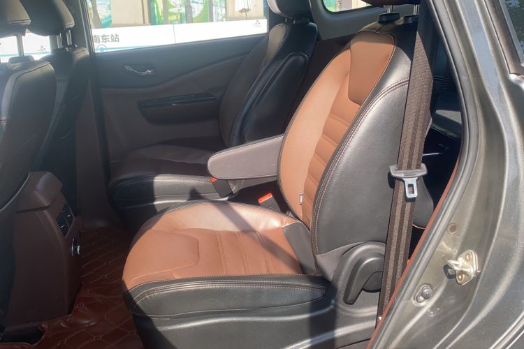 Used FORTHING SX6 2016 1.6L CVT Luxury Model Interior 1