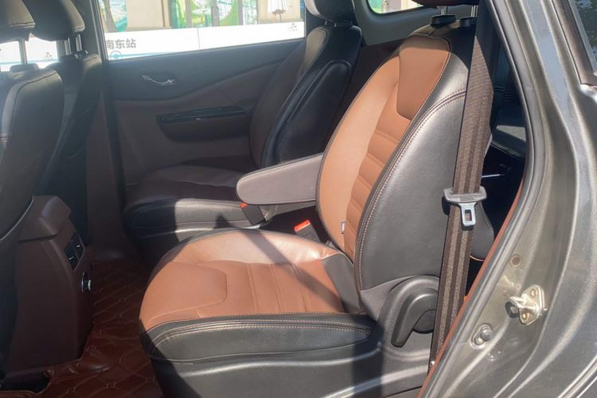 Used FORTHING SX6 2016 1.6L CVT Luxury Model Interior 1