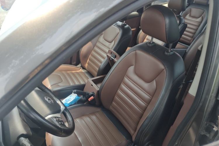 Used FORTHING SX6 2016 2.0L Manual Luxury Version Left Front Seat