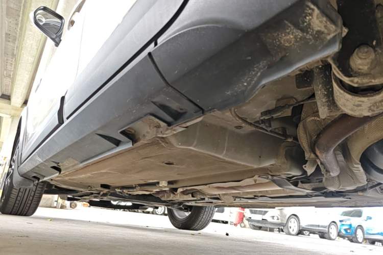 Used FORTHING SX6 2016 1.6L CVT Deluxe Model Left Side Sill