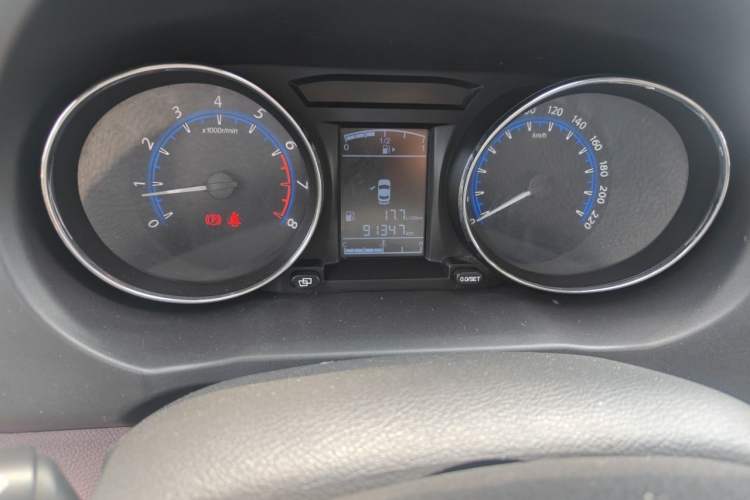 Used FORTHING SX6 2016 2.0L Manual Luxury Version Odometer Close Up