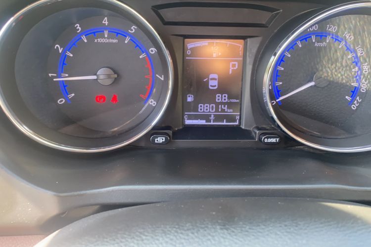 Used FORTHING SX6 2016 1.6L CVT Luxury Model Odometer Close Up
