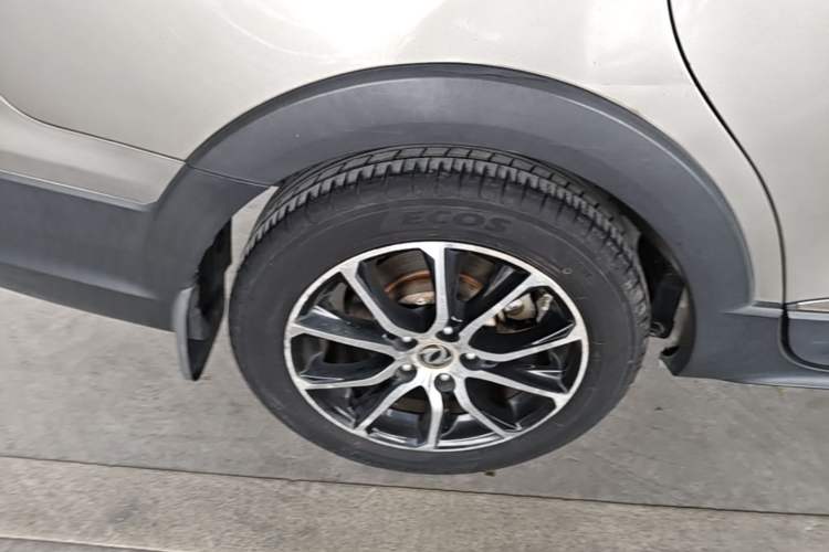 Used FORTHING SX6 2016 1.6L CVT Deluxe Model Right Rear Wheel Hub