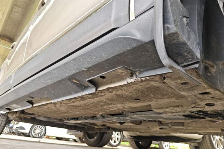 Used FORTHING SX6 2016 1.6L CVT Deluxe Model Right Side Sill
