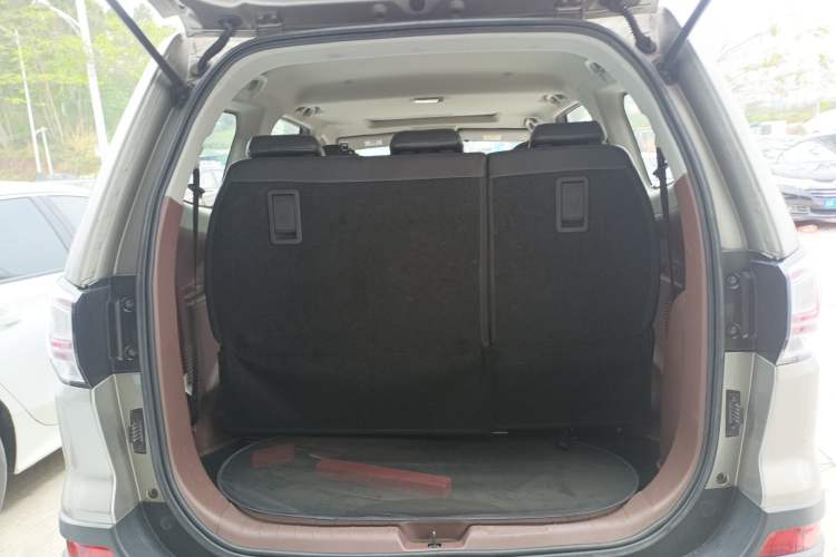 Used FORTHING SX6 2016 1.6L CVT Deluxe Model Trunk