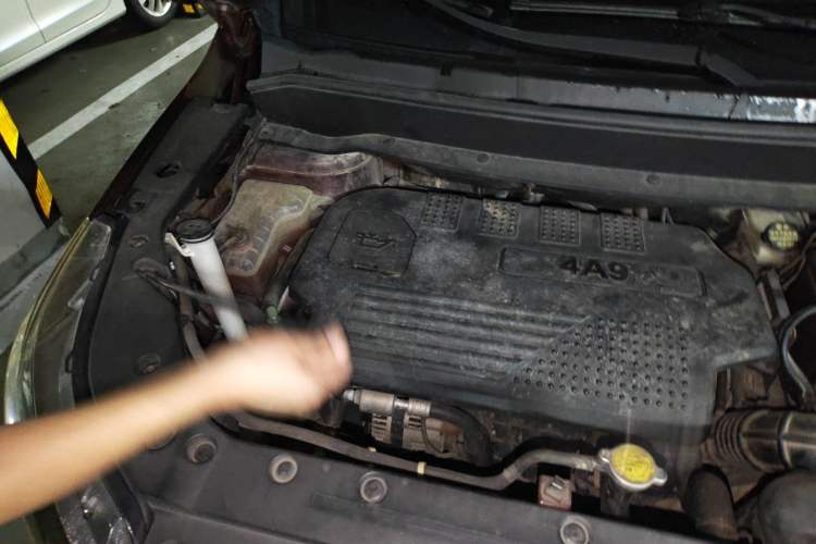 Used FORTHING SX6 2016 1.6L CVT Luxury Model Engine Bay Right