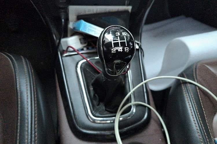 Used FORTHING SX6 2016 1.6L Manual Luxury Model Gear Lever