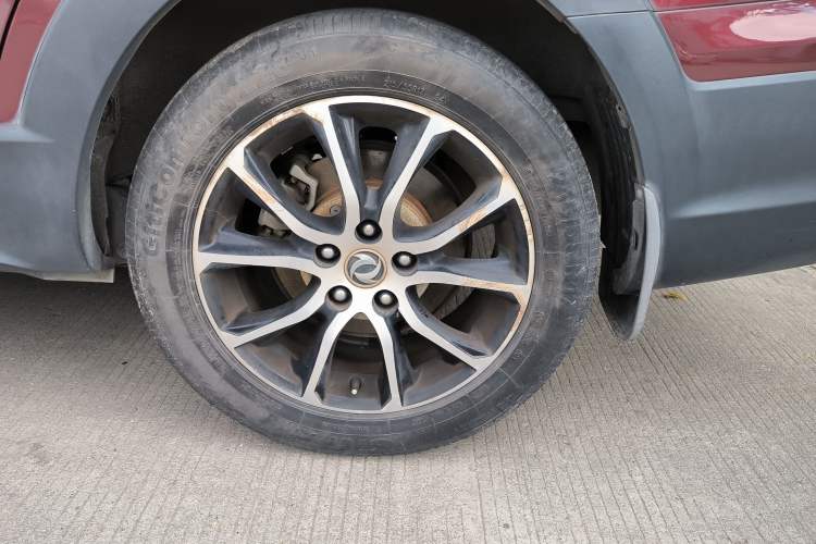 Used FORTHING SX6 2016 1.6L CVT Luxury Model Left Rear Wheel Hub