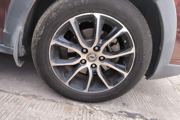 Used FORTHING SX6 2016 1.6L CVT Luxury Model Right Front Wheel Hub