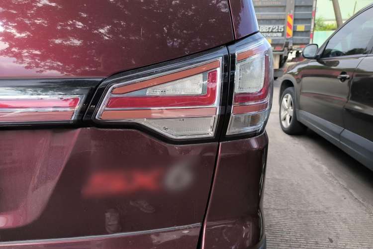 Used FORTHING SX6 2016 1.6L CVT Luxury Model Right Rear Taillight