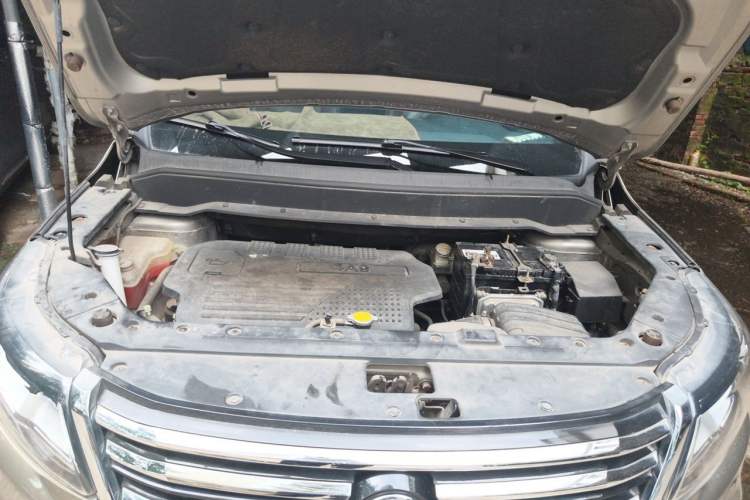 Used FORTHING SX6 2016 1.6L Manual Luxury Model Engine Bay