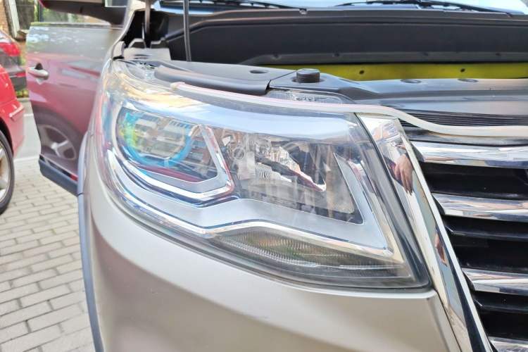 Used FORTHING SX6 2016 1.6L Manual Luxury Model Right Front Headlight