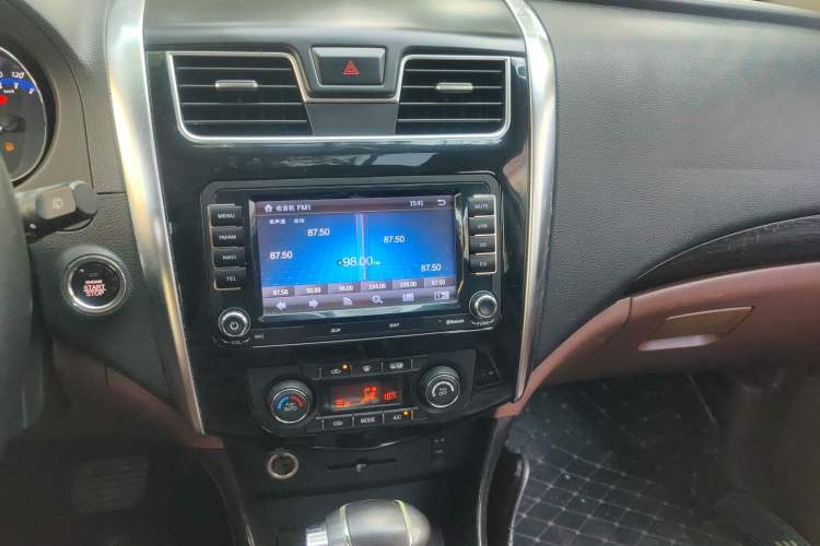 Used FORTHING SX6 2016 1.6L CVT Luxury Model Audio And AC Panel