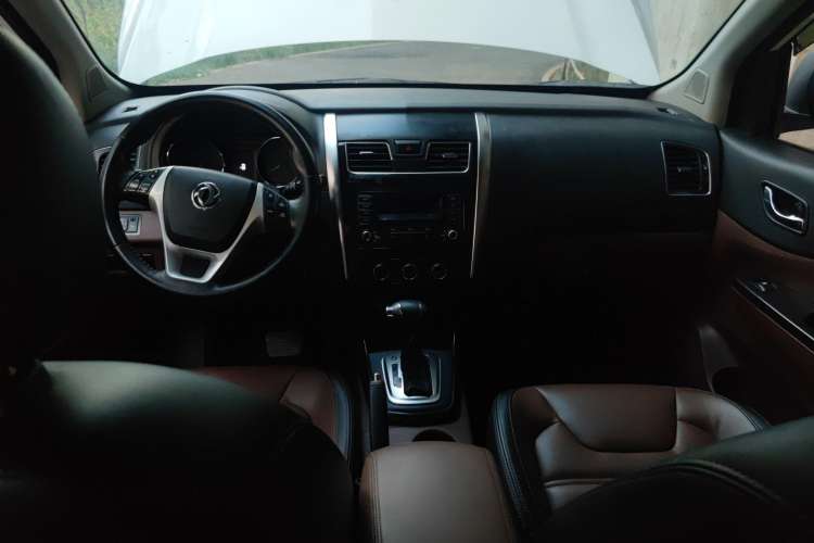 Used FORTHING SX6 2016 1.6L CVT Luxury Model Center Console