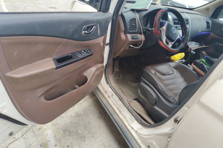 Used FORTHING SX6 2016 1.6L Manual Luxury Model Driver Seat