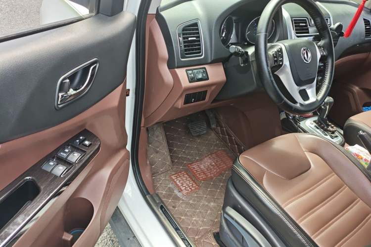 Used FORTHING SX6 2016 1.6L CVT Luxury Model Driver Seat
