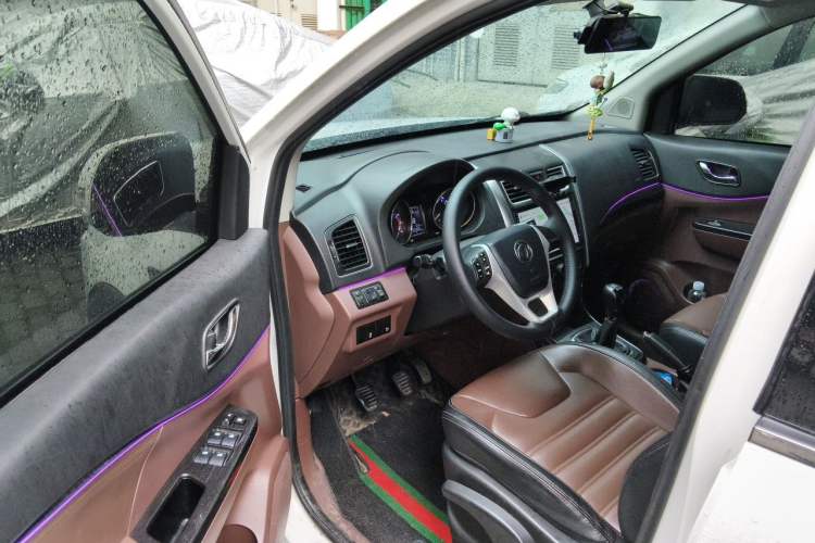 Used FORTHING SX6 2016 2.0L Manual Luxury Version Driver Seat