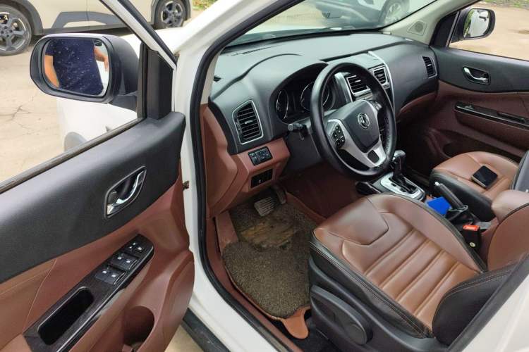 Used FORTHING SX6 2016 1.6L CVT Luxury Model Driver Seat