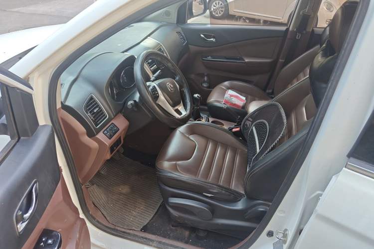 Used FORTHING SX6 2016 1.6L Manual Luxury Model Driver Seat