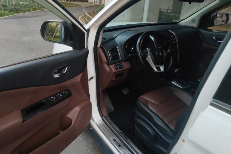 Used FORTHING SX6 2016 1.6L CVT Luxury Model Driver Seat