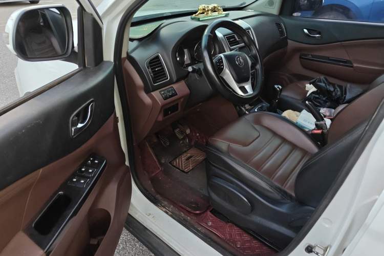 Used FORTHING SX6 2016 1.6L Manual Luxury Model Driver Seat