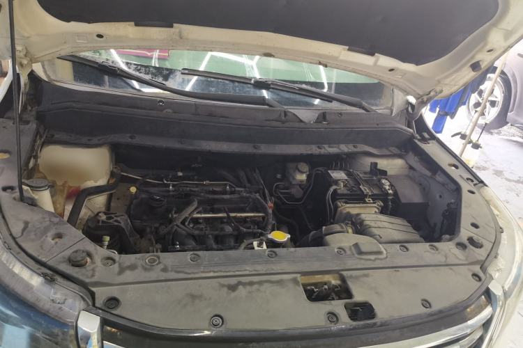 Used FORTHING SX6 2016 1.6L Manual Luxury Model Engine Bay