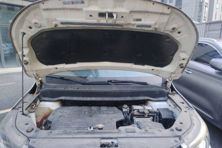 Used FORTHING SX6 2016 1.6L CVT Luxury Model Engine Bay