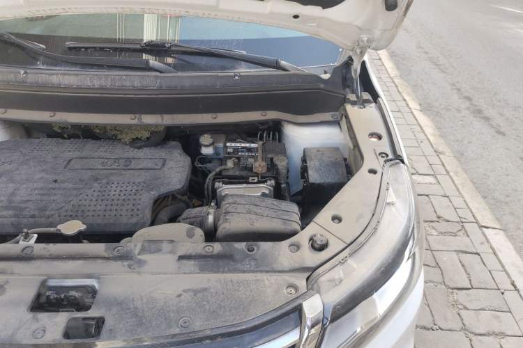 Used FORTHING SX6 2016 1.6L Manual Luxury Model Engine Bay Left