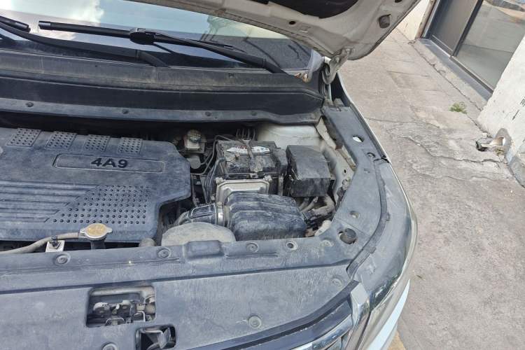 Used FORTHING SX6 2016 1.6L Manual Luxury Model Engine Bay Left