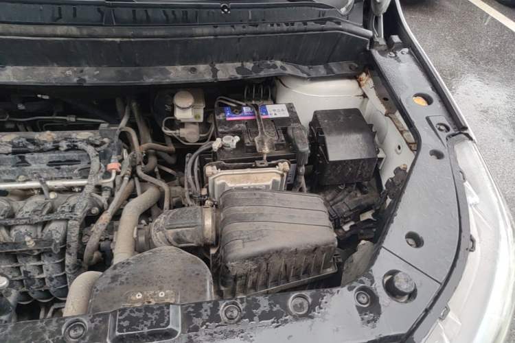Used FORTHING SX6 2016 1.6L Manual Luxury Model Engine Bay Left