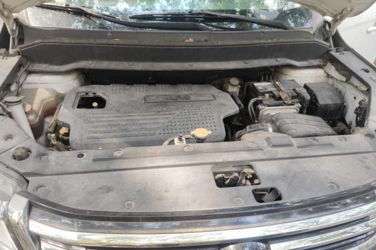 Used FORTHING SX6 2016 1.6L CVT Luxury Model Engine Bay