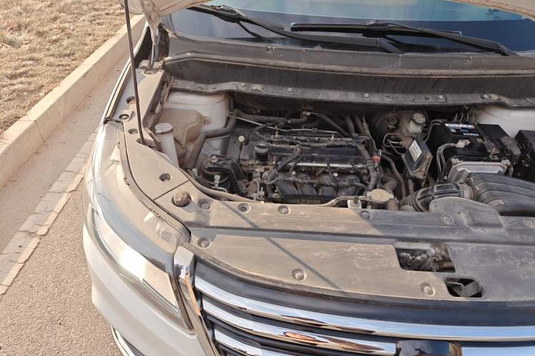 Used FORTHING SX6 2016 1.6L CVT Deluxe Model Engine Bay Right